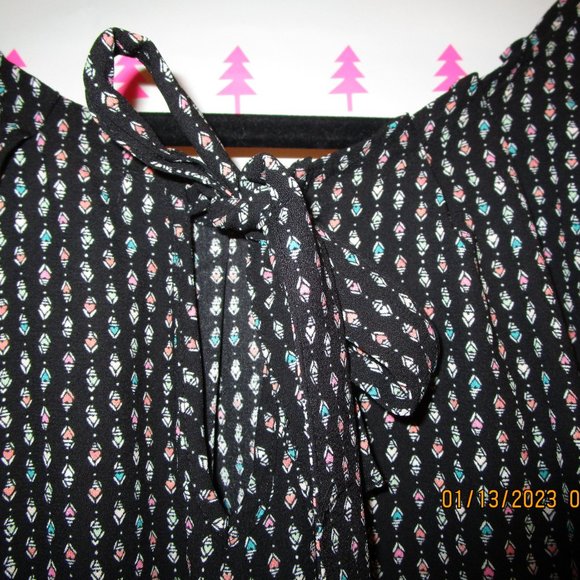 lauren conrad Dress - Picture 2 of 6